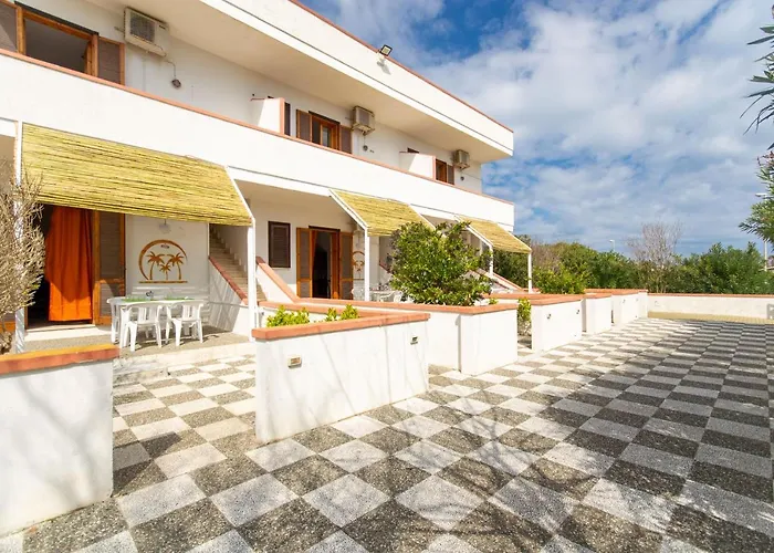 Tre Palme - Localo Apartahotel Torre dell'Orso